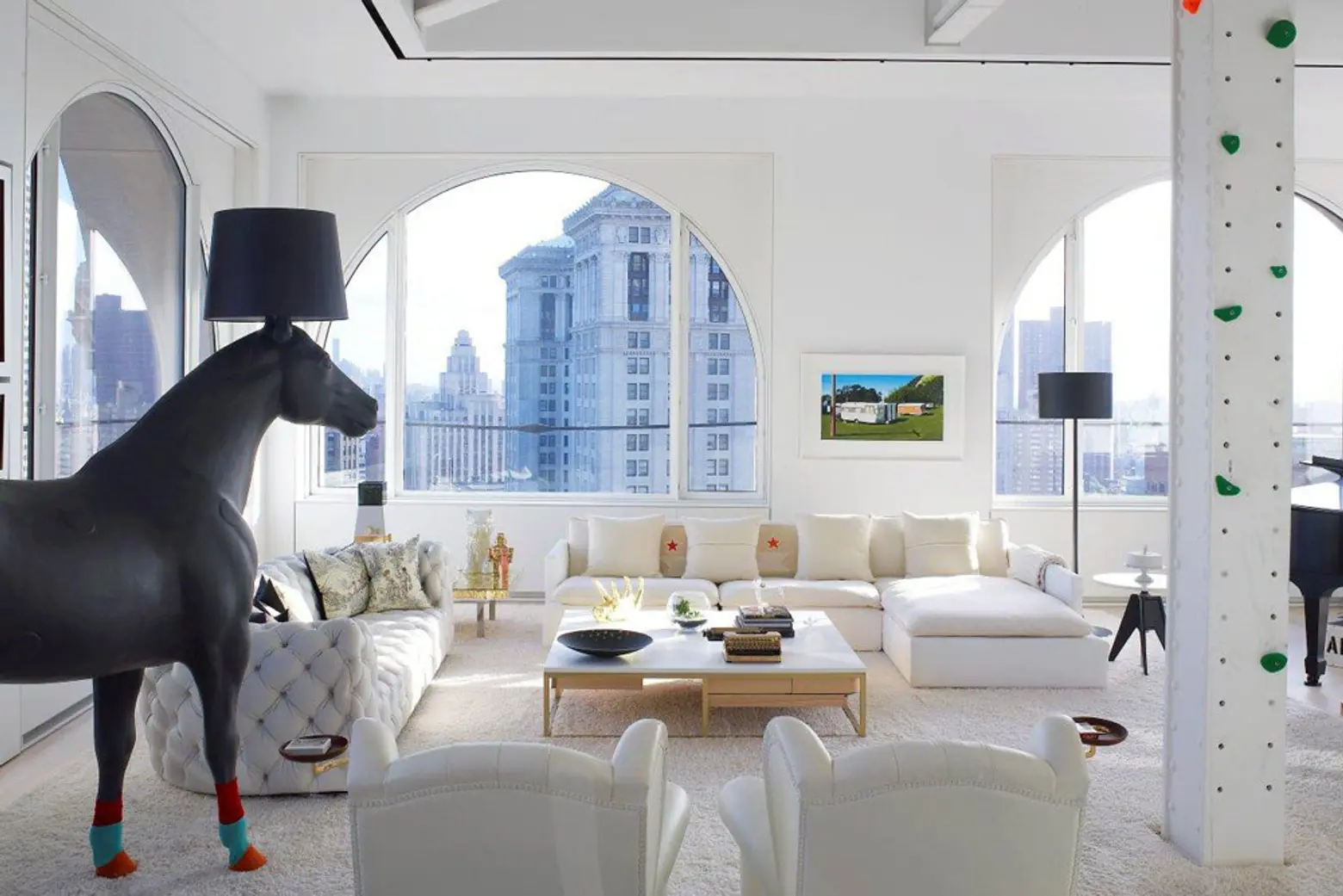 David Hotson, Ghislaine Viñas, SkyHouse, NYC Design, FiDi Apartment, Financial District