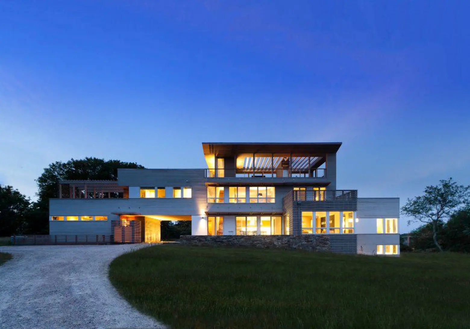 Fisher's Island House designed by Resolution 4 Architecture