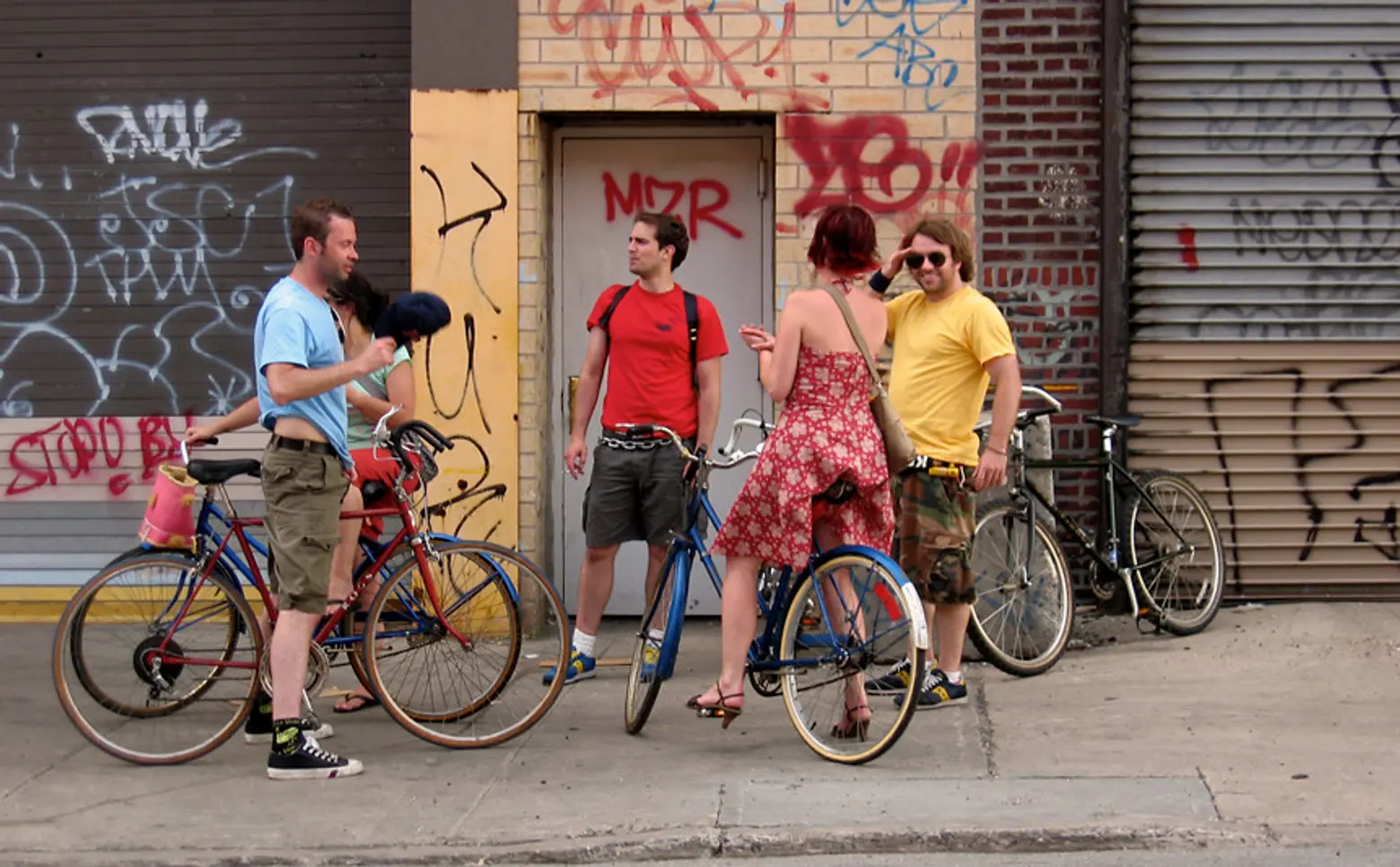 red hook residents, people on bikes, brooklyn on bikes