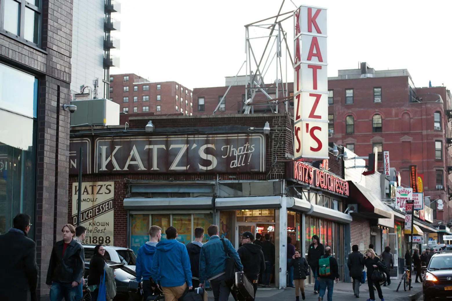 Katz's Delicatessen, Katz's Delicatessen lower east side