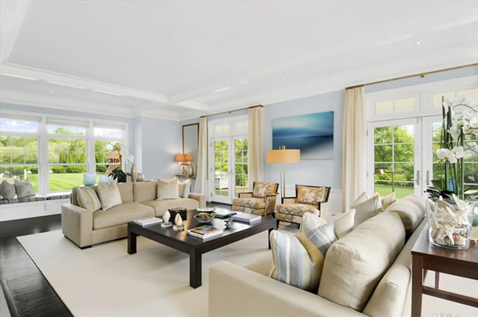 homes hamptons, famous homes for sale, tennis court hamptons, beach style furnishings
