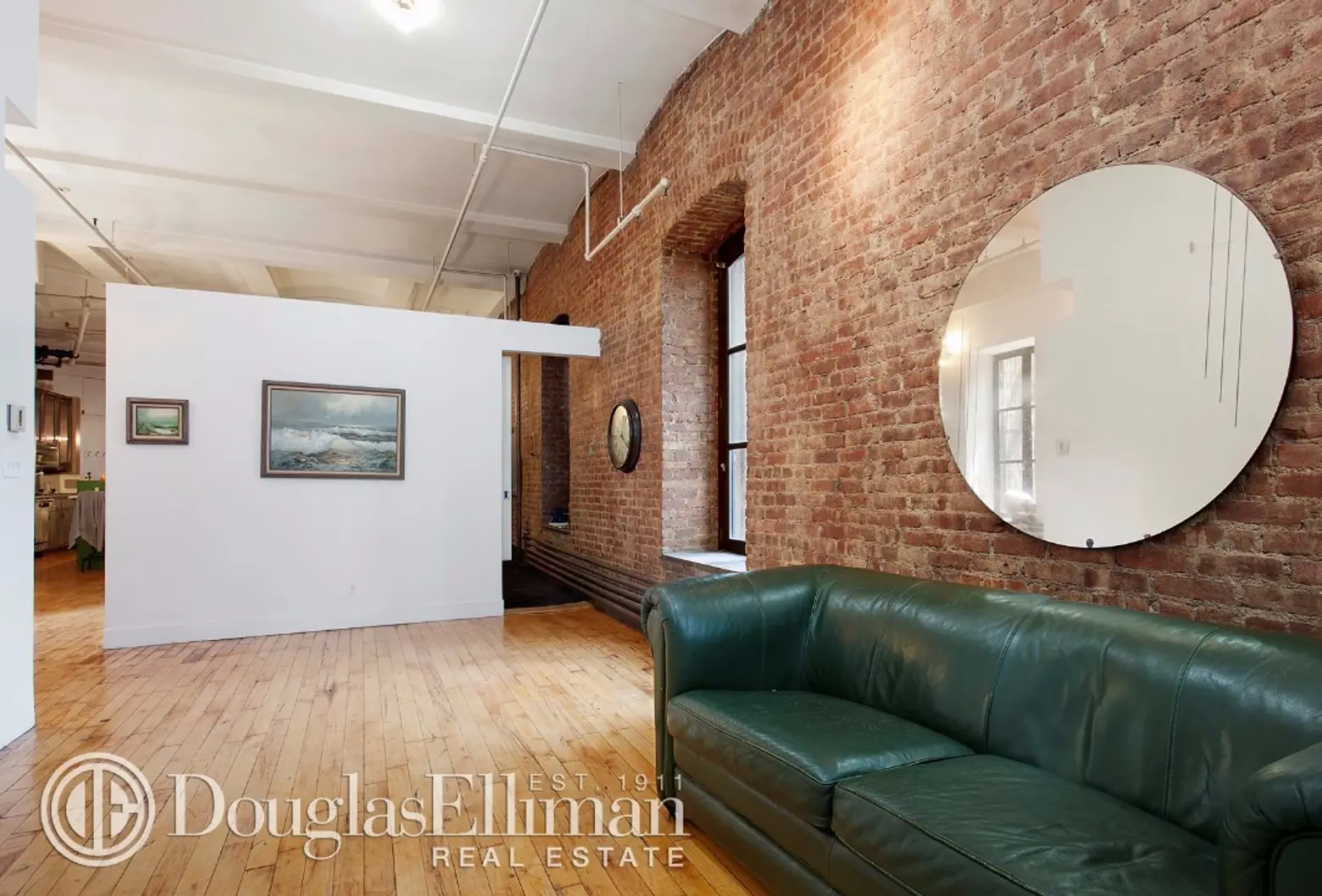 59 Fourth Avenue, flexible layout, barrel-vaulted ceilings