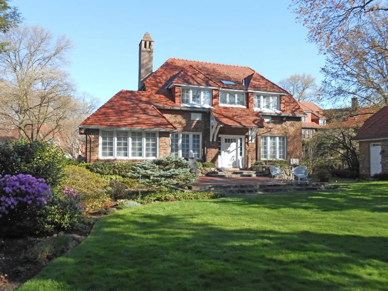 Forest Hills Gardens, Tudor, Queens, Planned Community, Olmsted, Atterbury, garden city