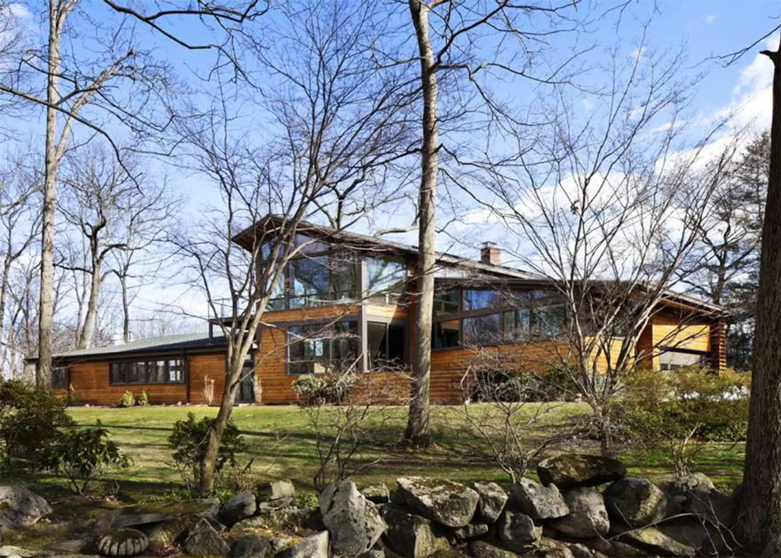 Architect Stephen Moser, treehouse-inspired home, Mamaroneck Residence, renovated ranch, 1950s ranch, Mamaroneck, O’Brien Carpentry,