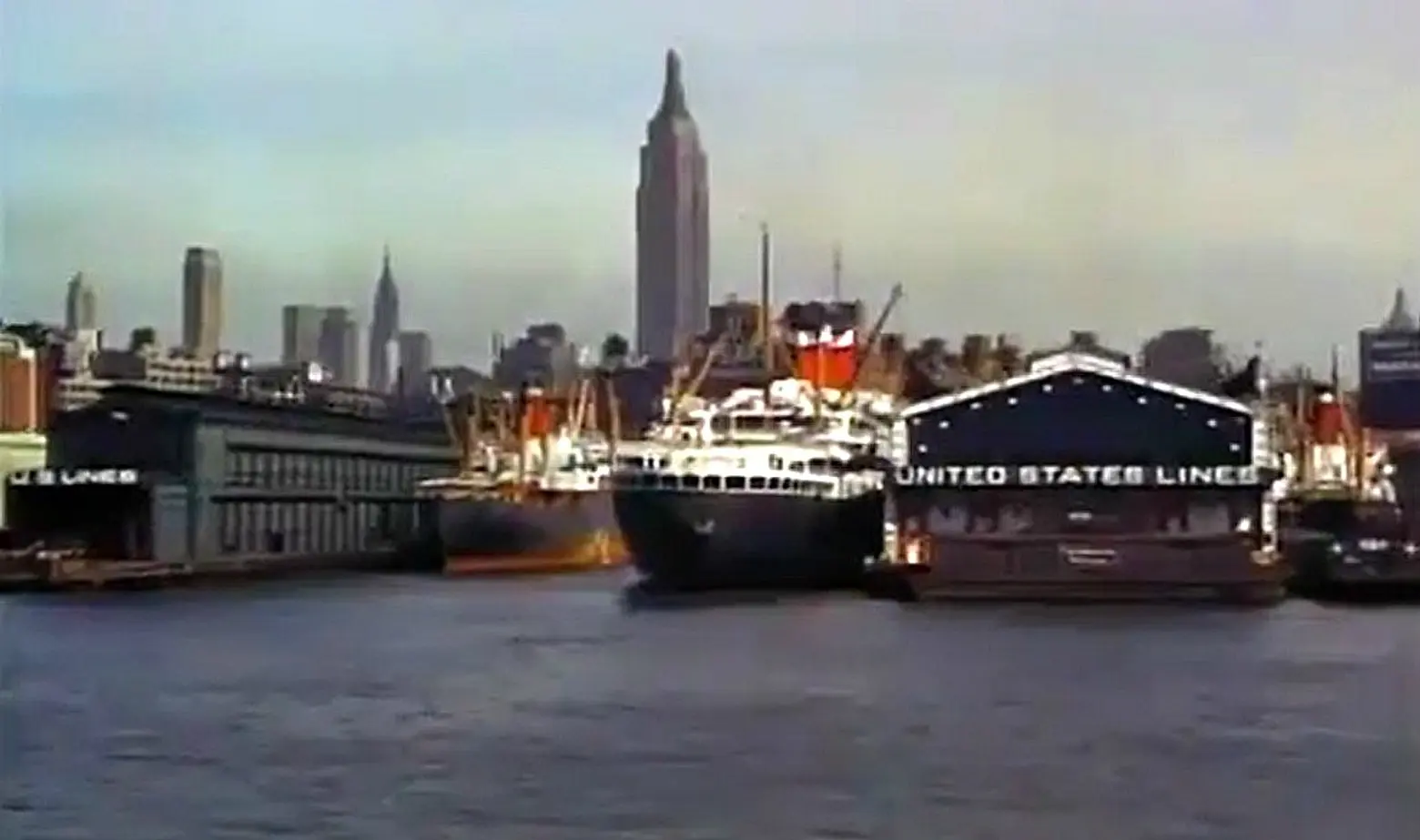 Mighty Manhattan – New York’s Wonder City, Technicolor, vintage Manhattan, Chelsea Piers