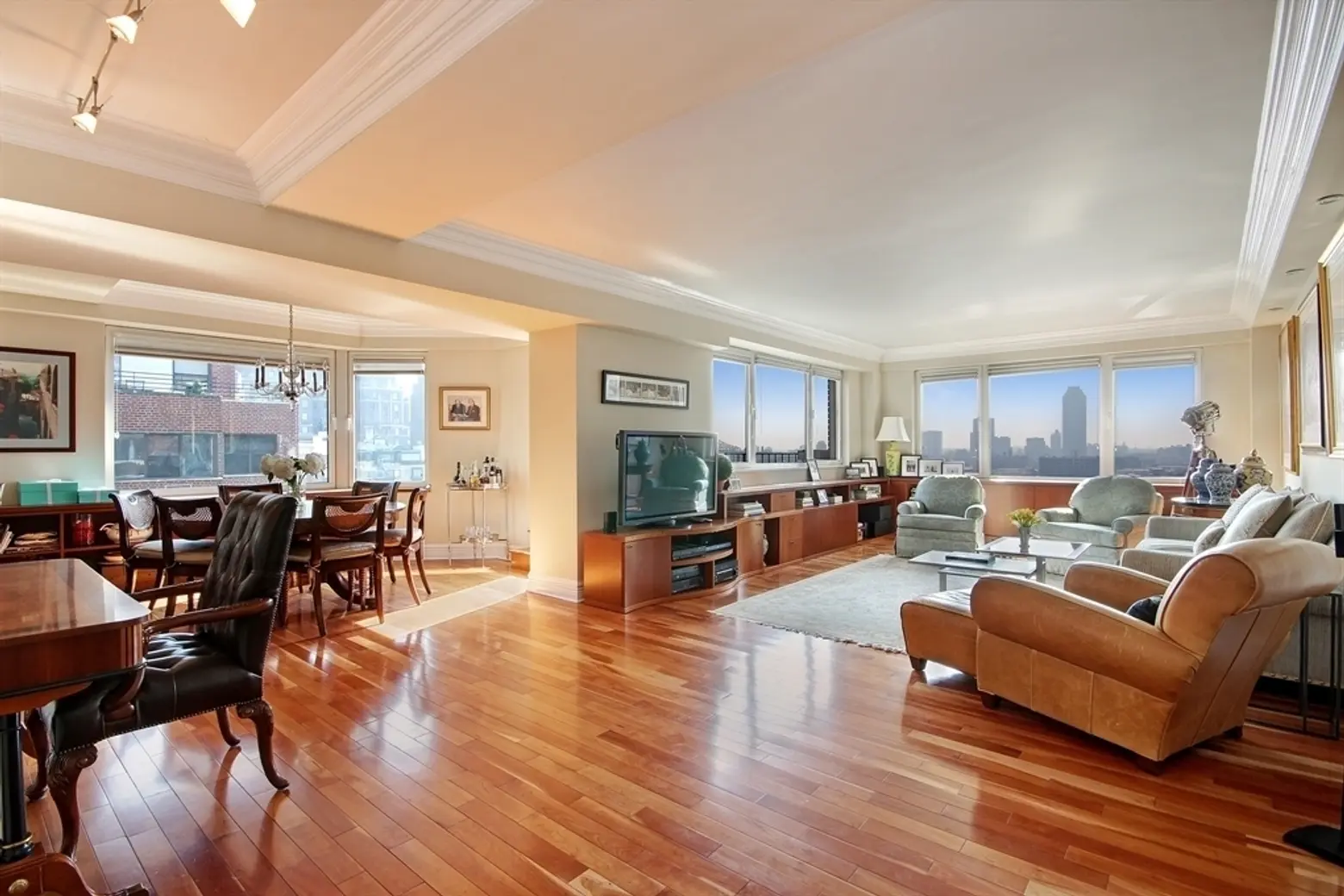 12 beekman place, 25 beekman place, high low, great listings, east river views, nyc apartment, living room