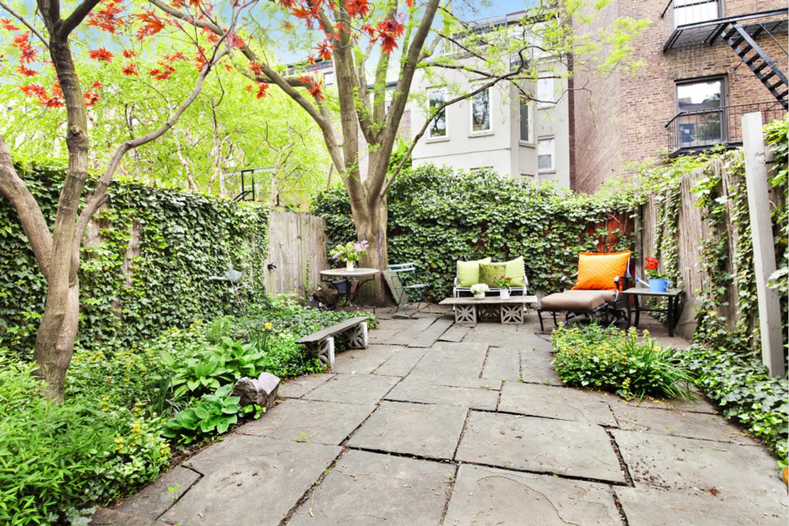 426 West 22nd Street, James Phelan Row, multiple outdoor spaces, Guiding Light