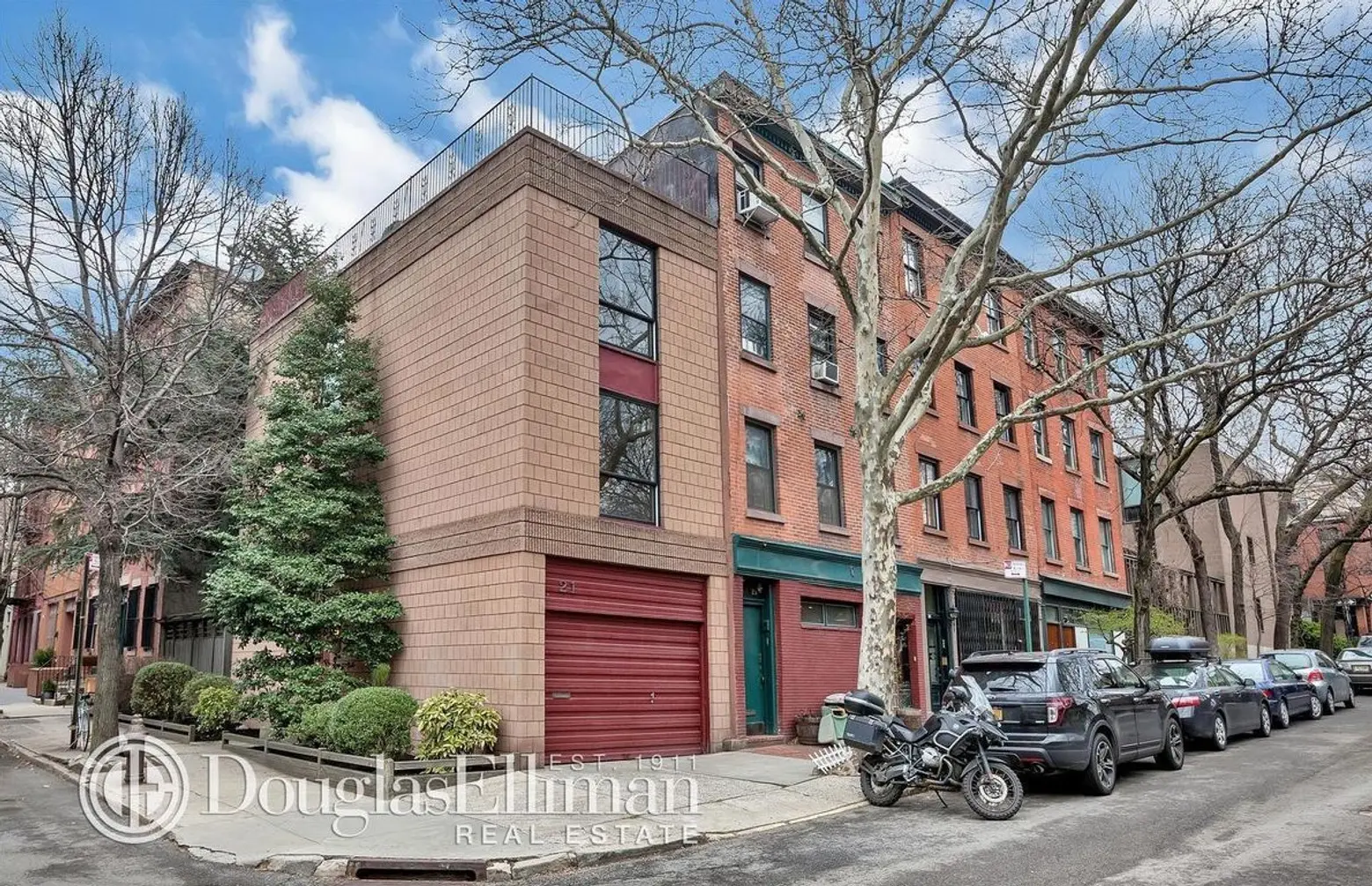81 Hanson Place, 21 State Street, David Salle, Fort Greene, Brooklyn Heights, Modern townhouse, architecture, cool listings, high low, NYC real estate, brooklyn