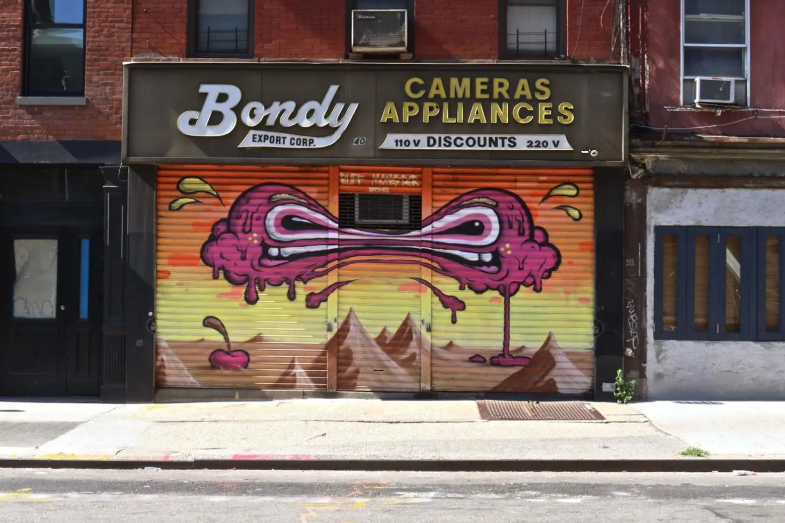 Bondy Export Corp, 40 Canal Street, Buff Monster