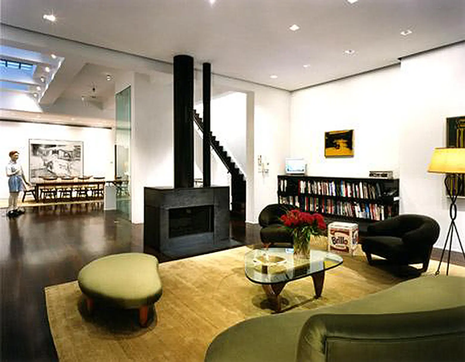 Larry Gagosian , Larry Gagosian , harkness mansion, 147 East 69th Street, 4 East 74th Street, new york carriage house, architect Francois de Menil