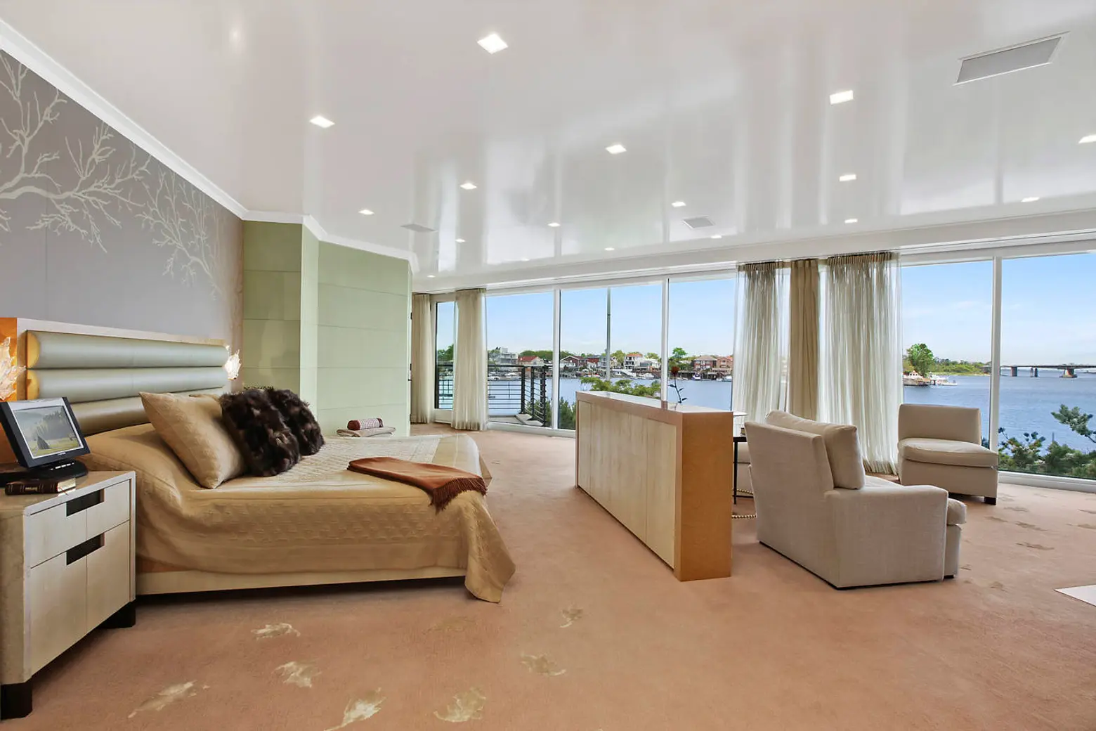 2458 National Drive, Mill Basin, Bonkers, Mansion, waterfront compound, Brooklyn Mansion