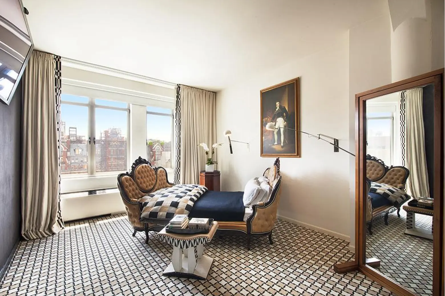 252 Seventh Avenue, Chelsea Mercantile, Anthony Baratta, Cool listing, manhattan condo for sale, bobby flay, marc jacobs, katie holmes, celebrity real estate, lance bass