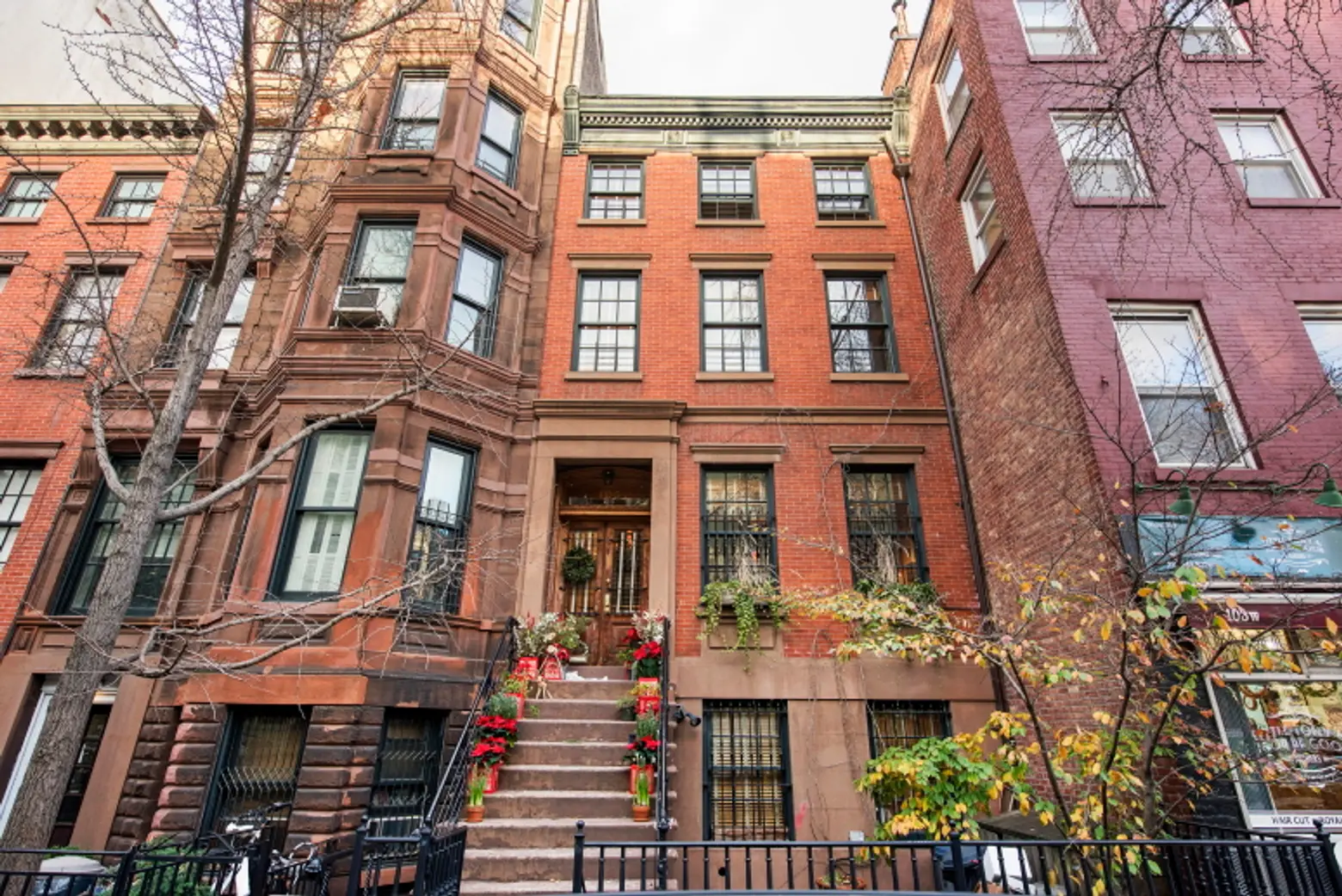 105 West 11th Street, Keith McNally, Cool listings, Greenwich Village, Interiors, celebrities, celebrity chef, kitchens, manhattan townhouse for sale,