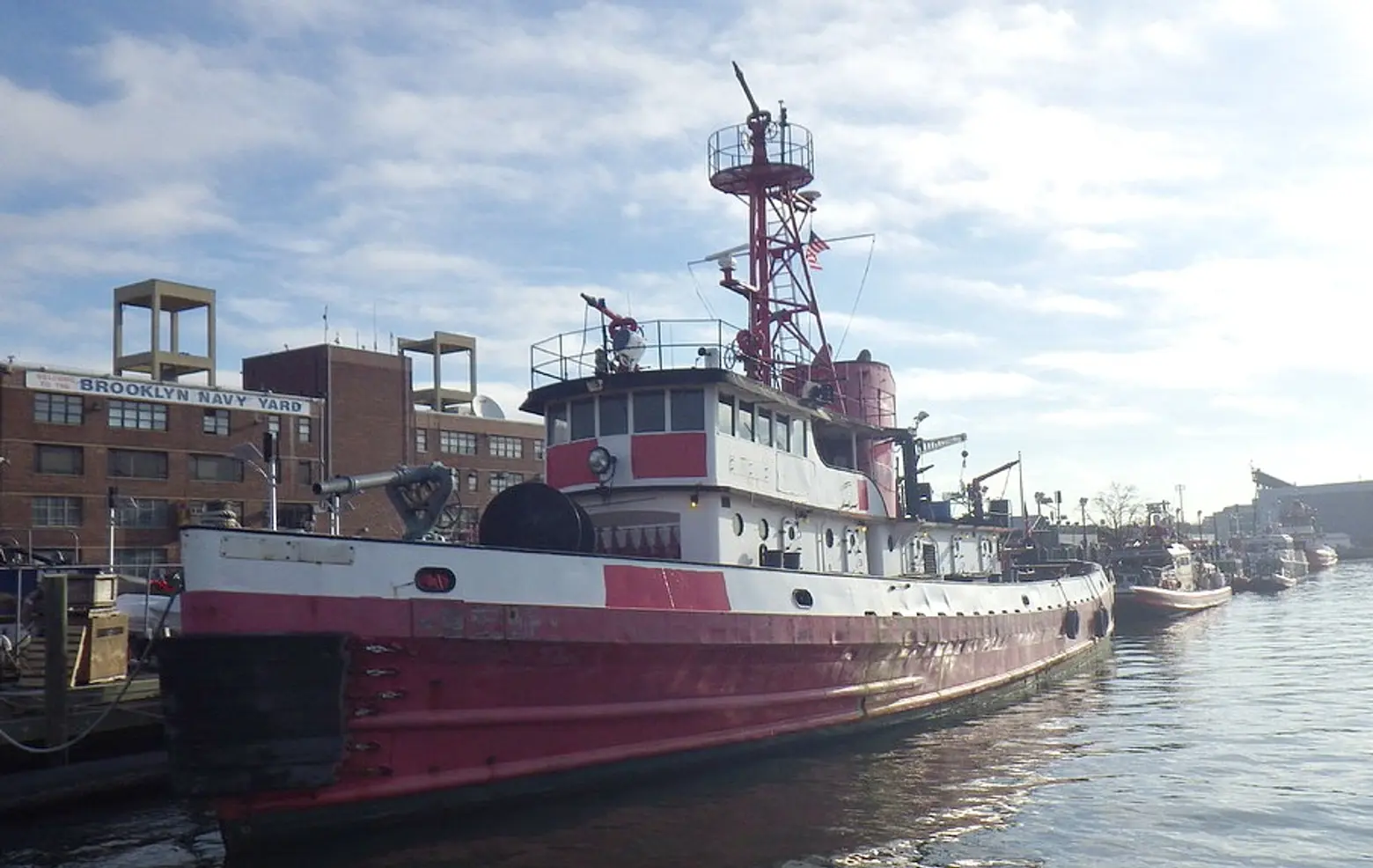 NYC tugboat auction-2