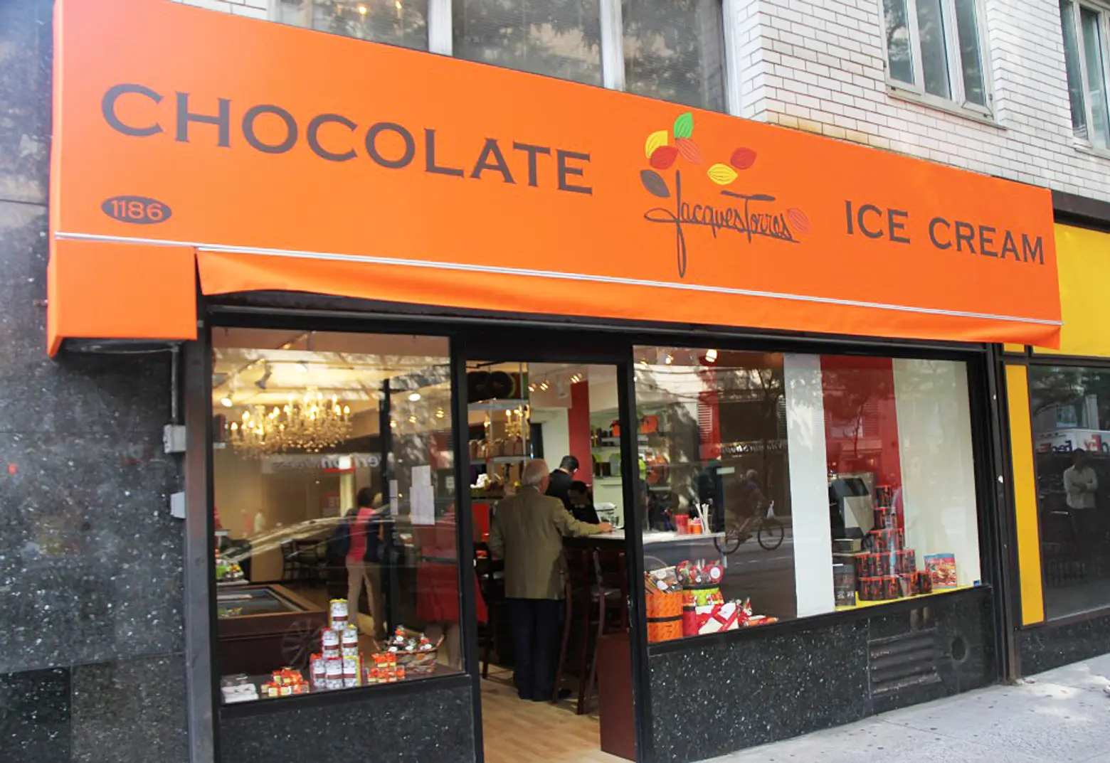 Jacques Torres Chocolate, Upper East Side chocolate shop