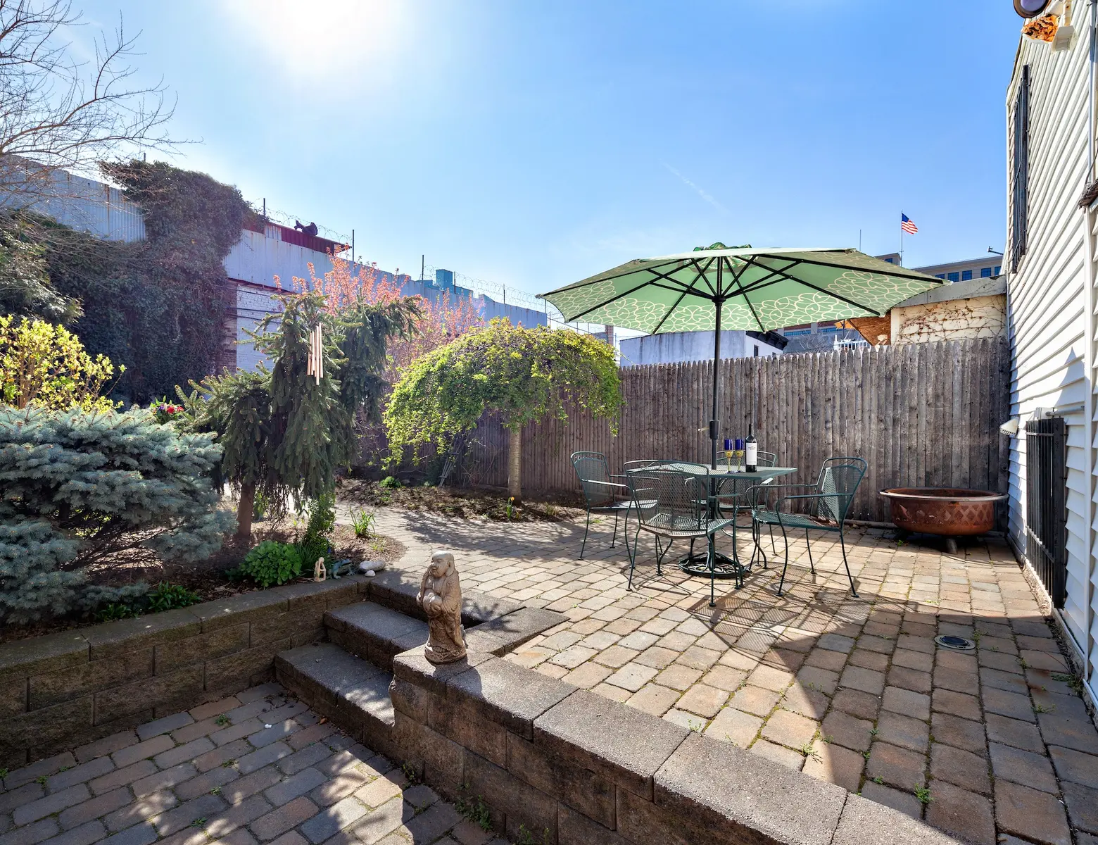 136 30th Street, garden, outdoor space, backyard 