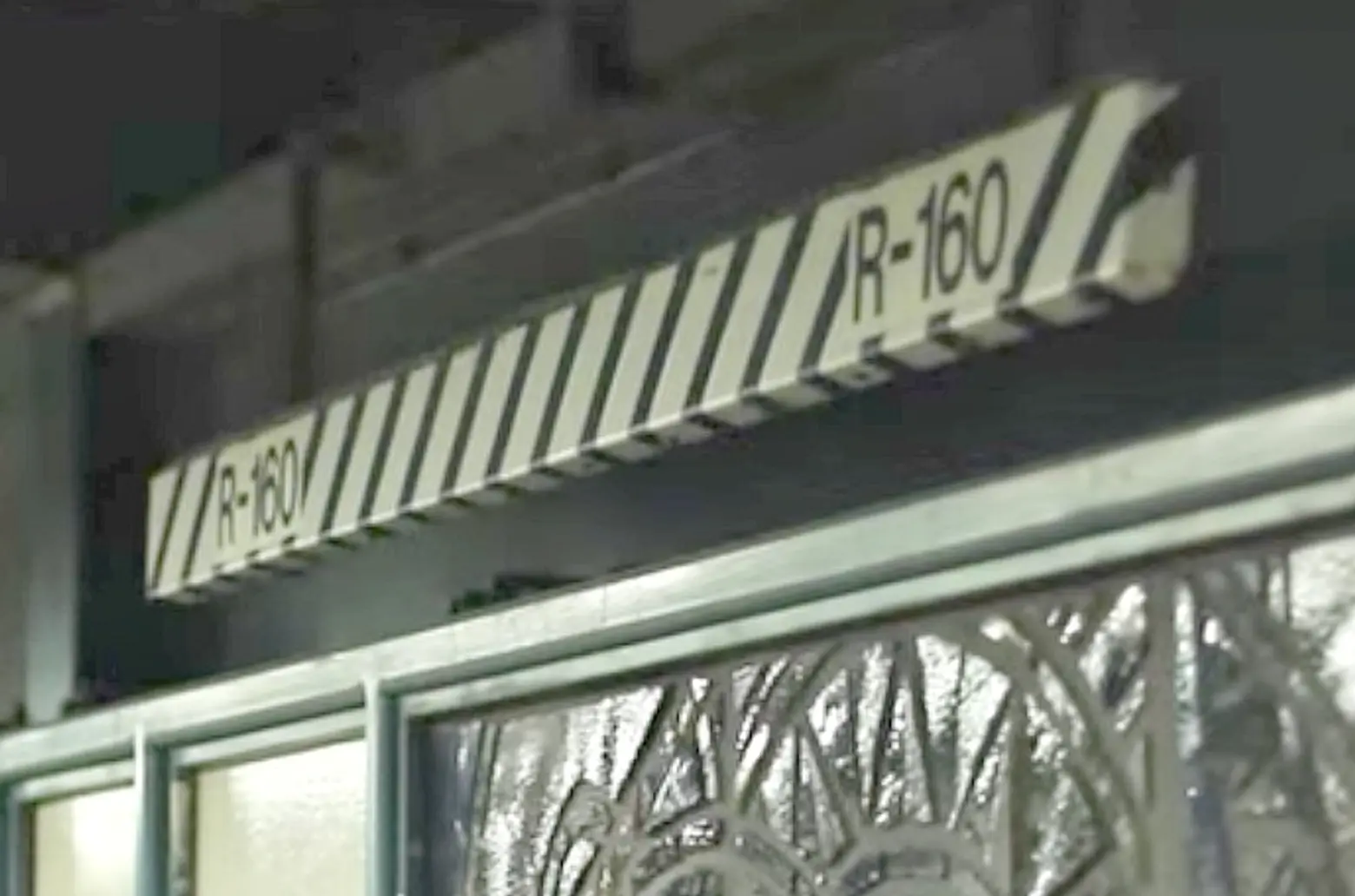 NYC subway, MTA, zebra signs, subway safety