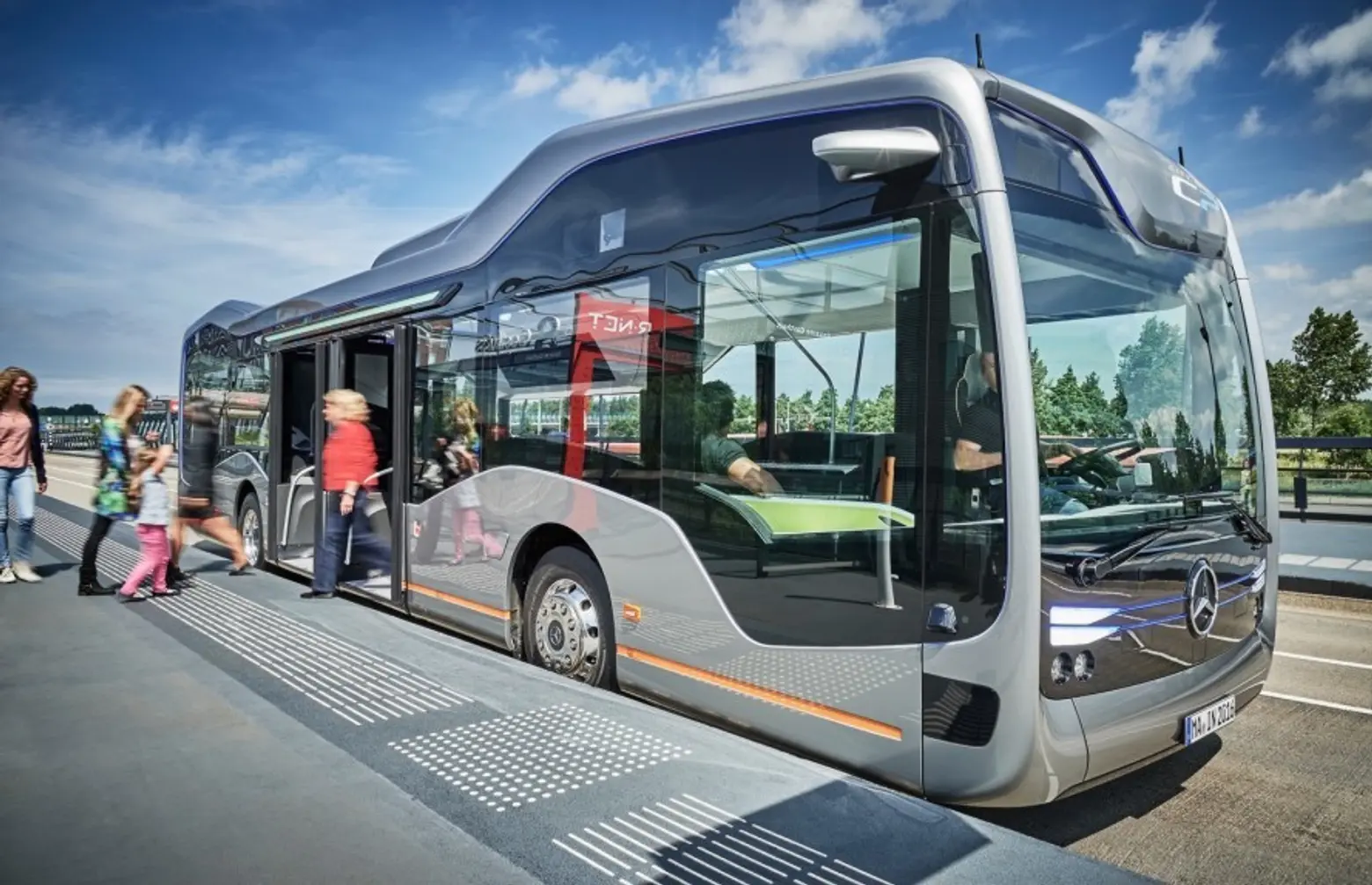 Mercedes-Benz Future Bus Self-Driving Bus