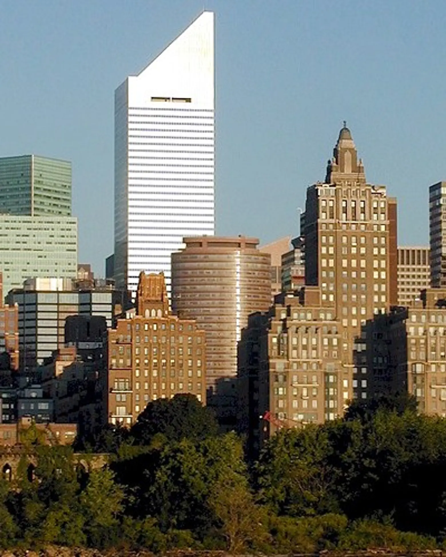 New York New York Hotel & Casino - The Skyscraper Center