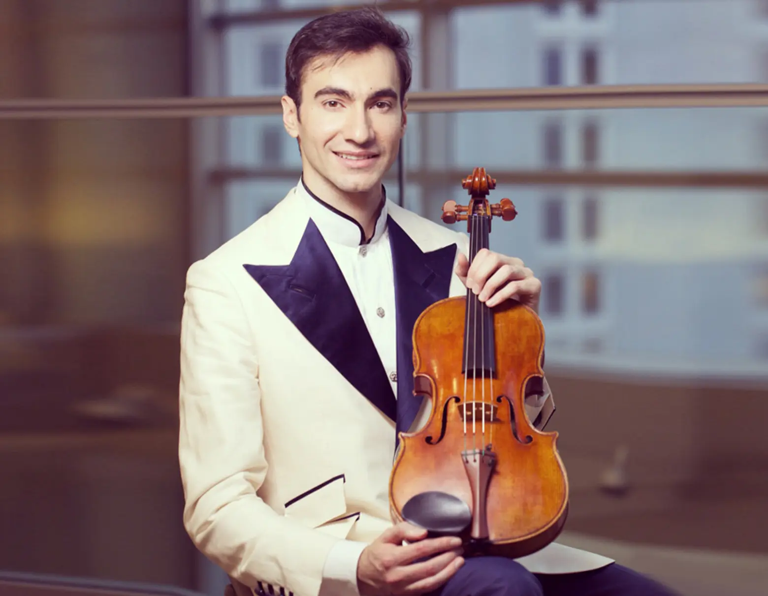 New Yorker Spotlight: Musician David Aaron Carpenter and the $45 Million ‘Macdonald’ Viola