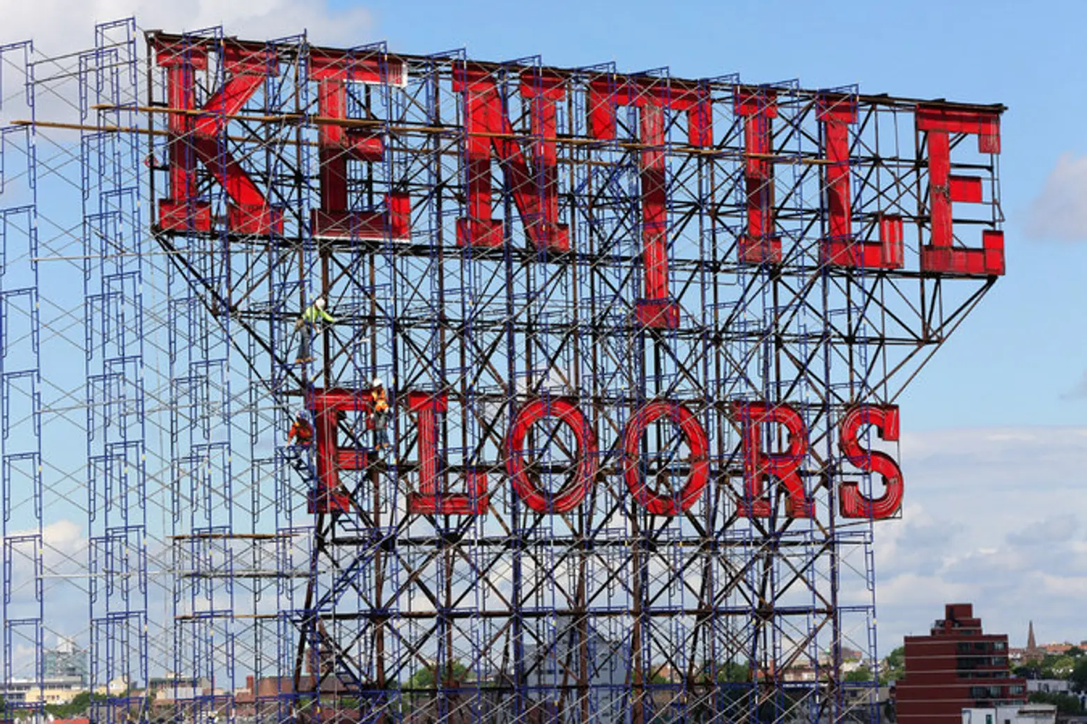 Your Daily Link Fix: The Kentile Sign Is Coming Down; 345 Carroll Street Launches Sales