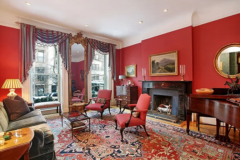 Light-Filled Greek Revival Townhouse in Brooklyn Heights Finds a Buyer for $6.8M