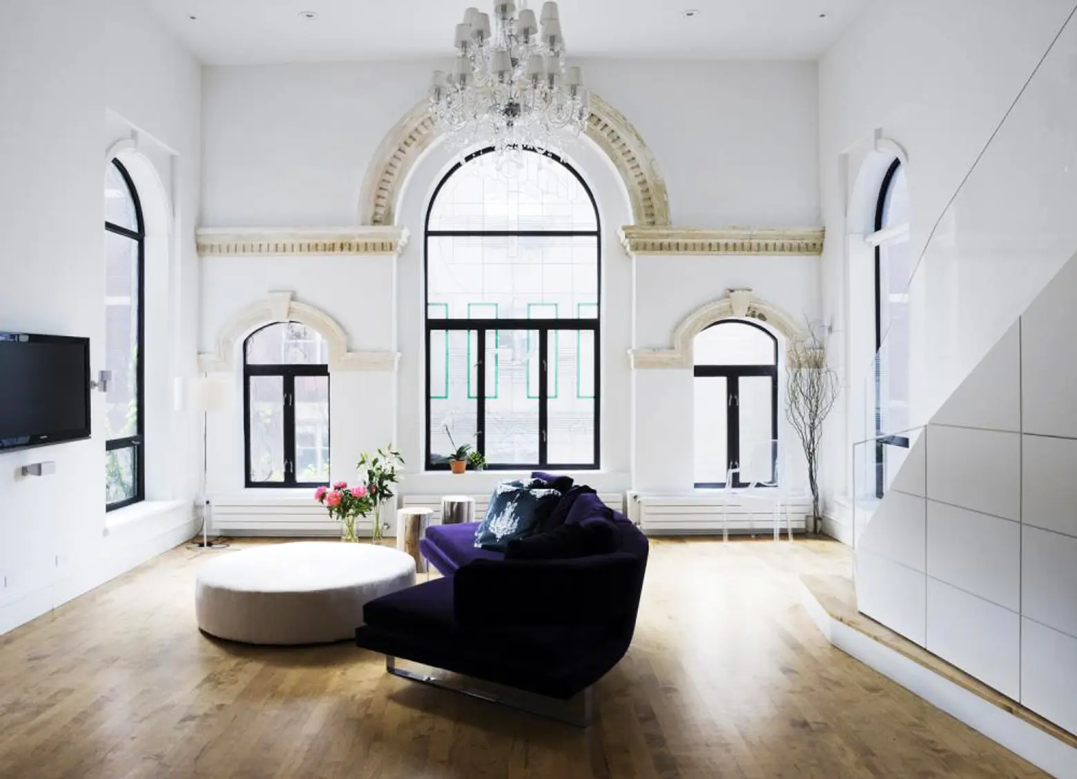 This Lofty East Village Penthouse by Manifold Architecture Studio Used to Be a Synagogue