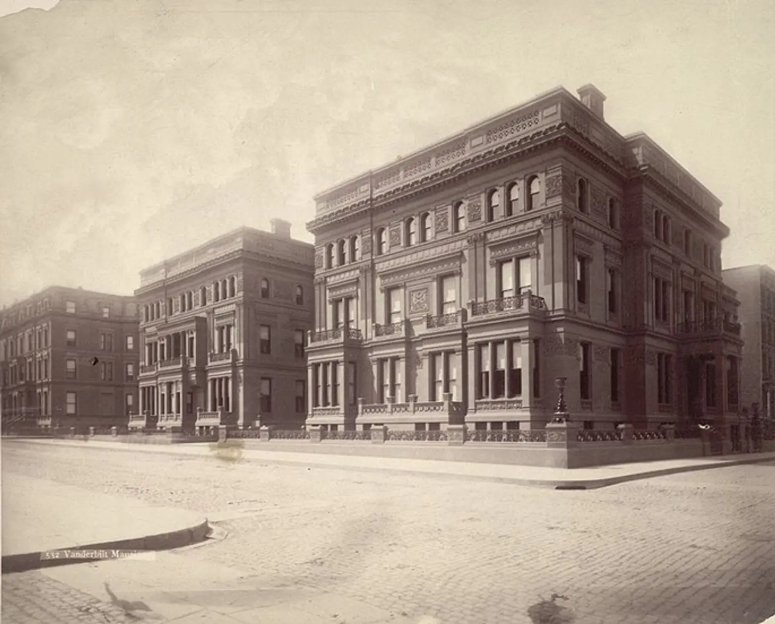 Vanderbilt Triple Palace-William Henry Vanderbilt-5th Avenue-NYC