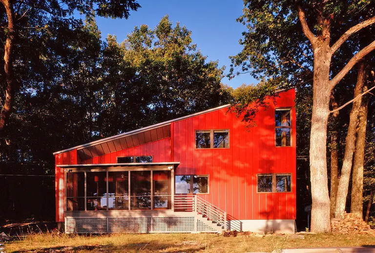You’ll Fall in Love with Ryall Porter Sheridan Architect’s Red House