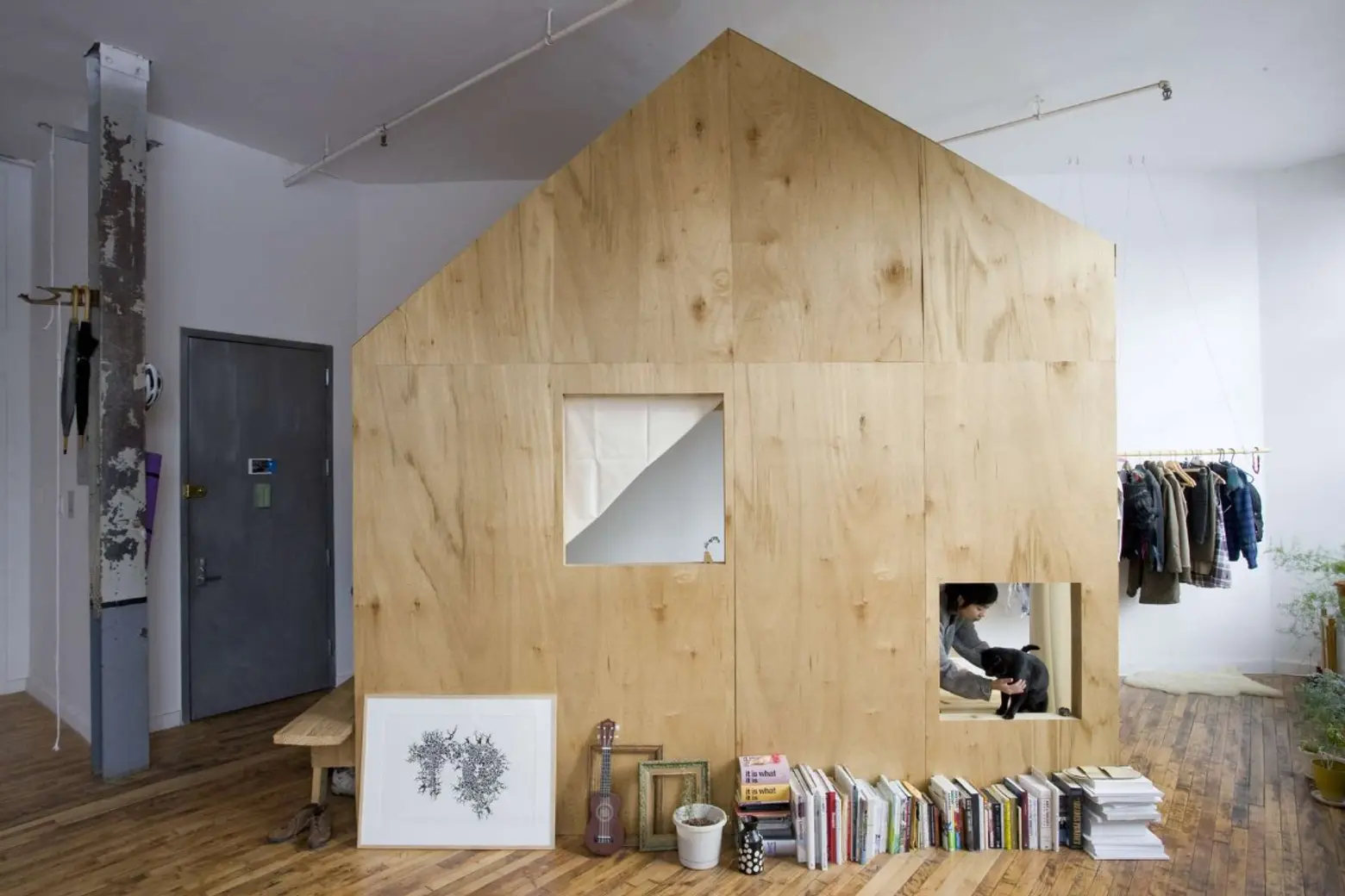 Brooklyn’s ‘A Cabin in a Loft’ Transforms a Space with Two Treehouse-Like Bedrooms