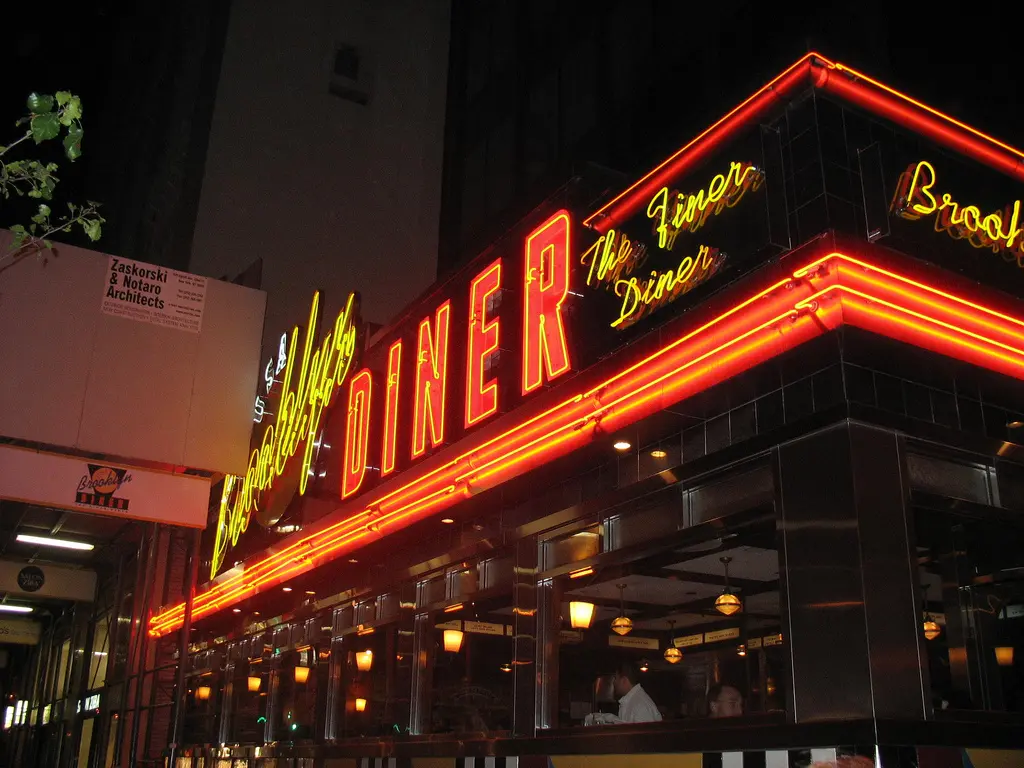 Neon, Metal, and Patty Melts: A Look at Old School New York City Diner ...