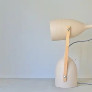 Federica Bubani, Nordic Lamp, scandinavian aesthetics, ceramic and wood, Italian design, table lamp