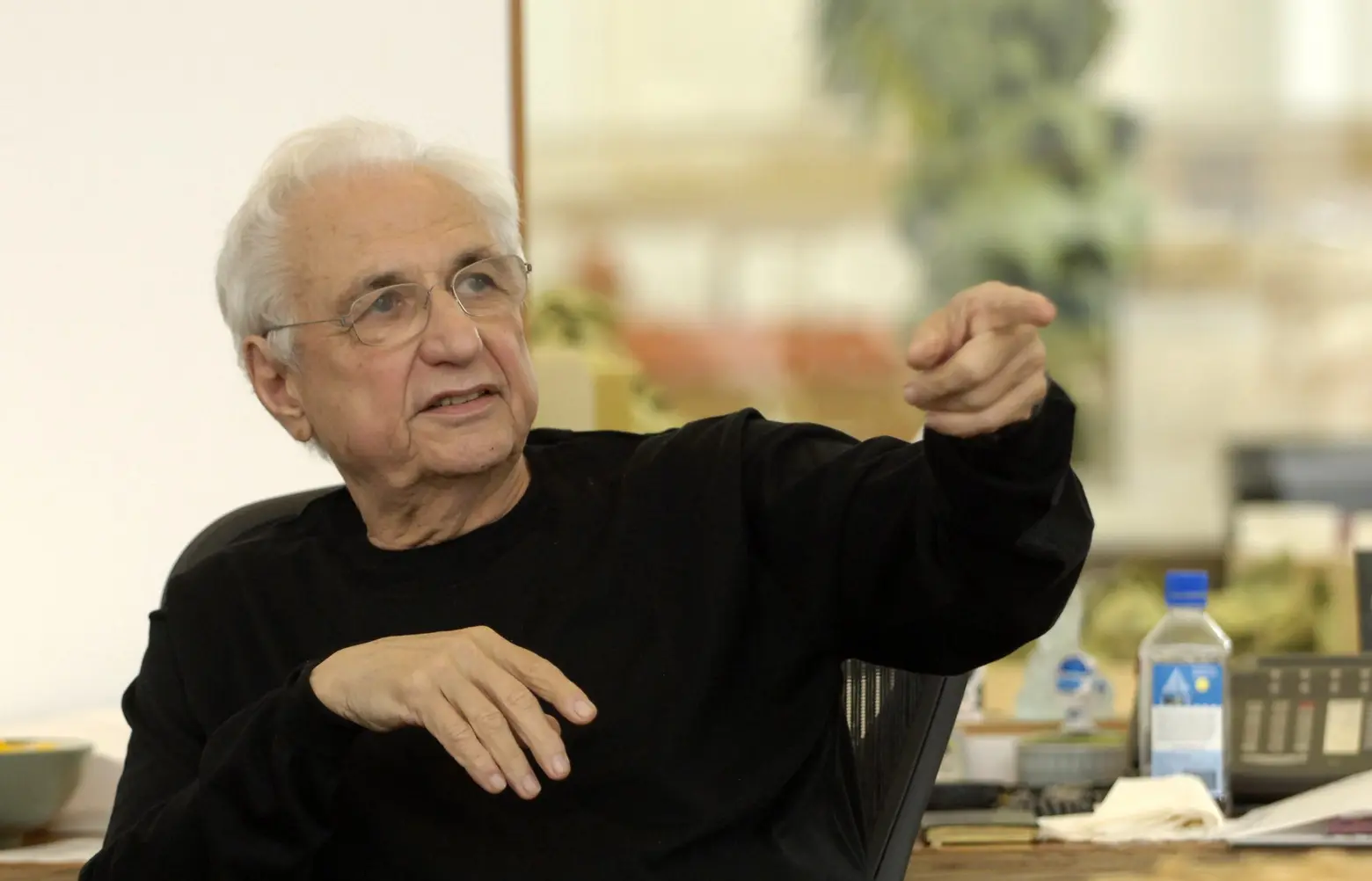 Starchitect Frank Gehry may self-exile to France now that Trump’s been elected