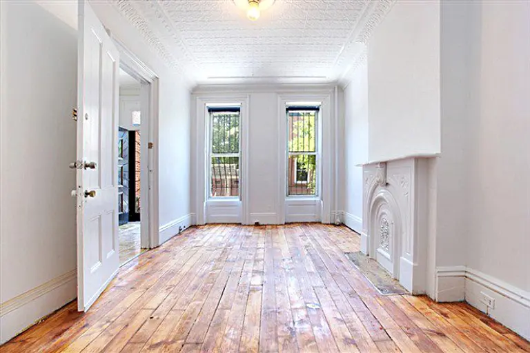 Bright and Sunny Carroll Gardens Townhouse Sells for $2M