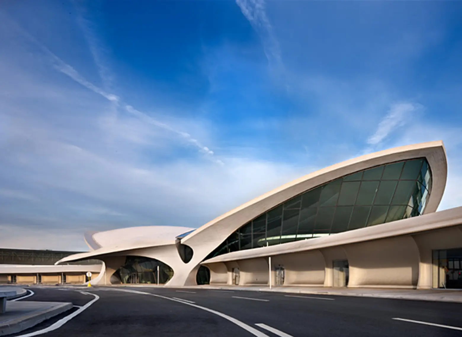 <b>An Architect’s Gift from the Jet Age: The TWA Flight Center at JFK International Airport</b>