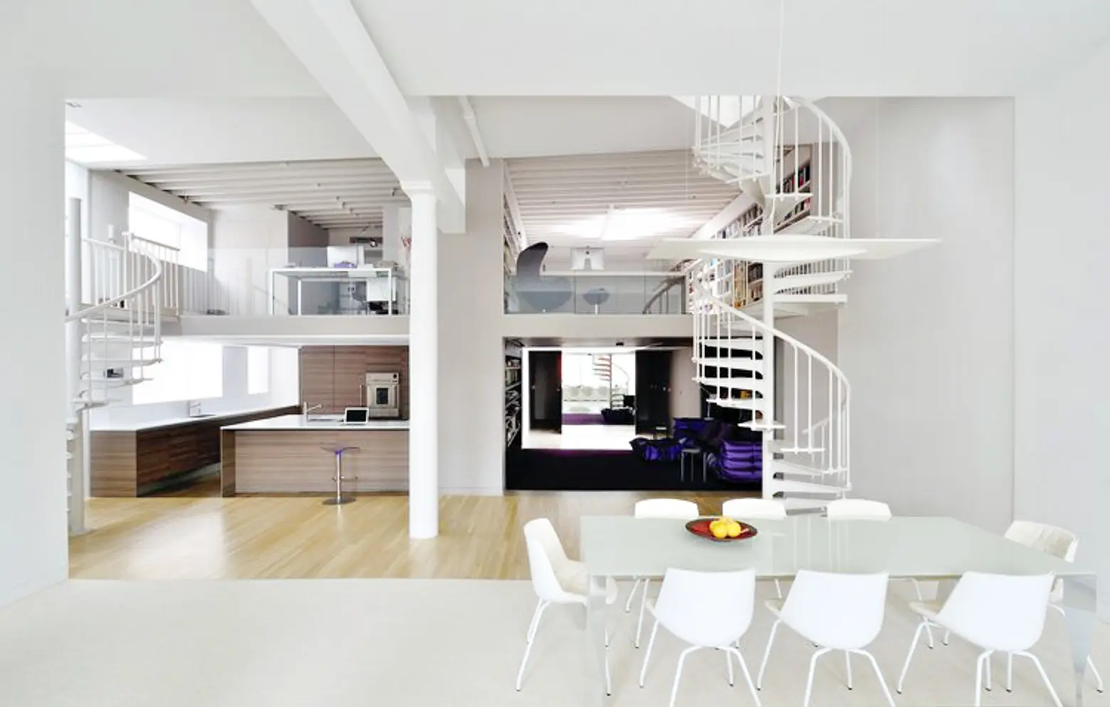 An Endless Spiral Staircase Ties This Spacious David Hotson-Designed Soho Loft Together