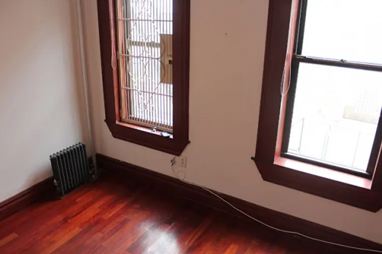 President Obama’s College Apartment is Now Renting for $200 Cheaper