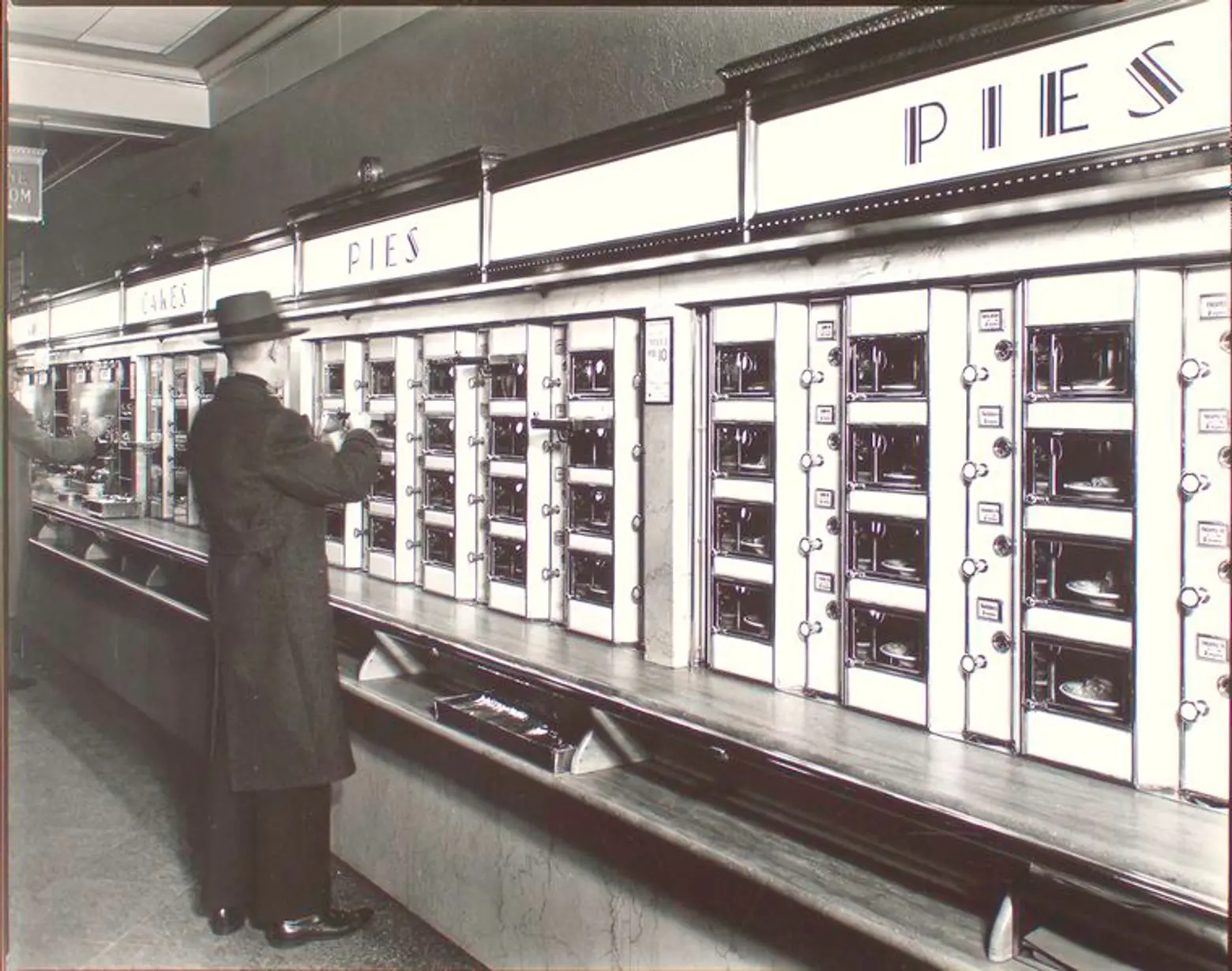 Horn & Hardart Automats: Redefining lunchtime, dining on a dime