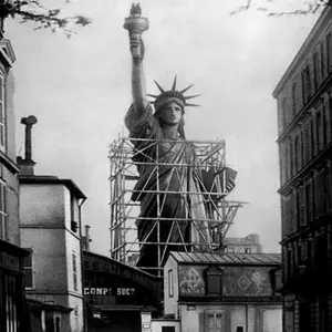 statue of liberty under construction, statue of liberty historic