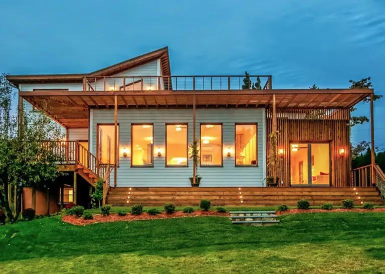 Westchester County’s First Certified Passive House is a Modern Renovation with Harbor Views