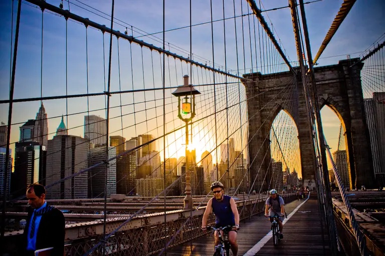 It will cost a whopping $811M to repair the Brooklyn Bridge