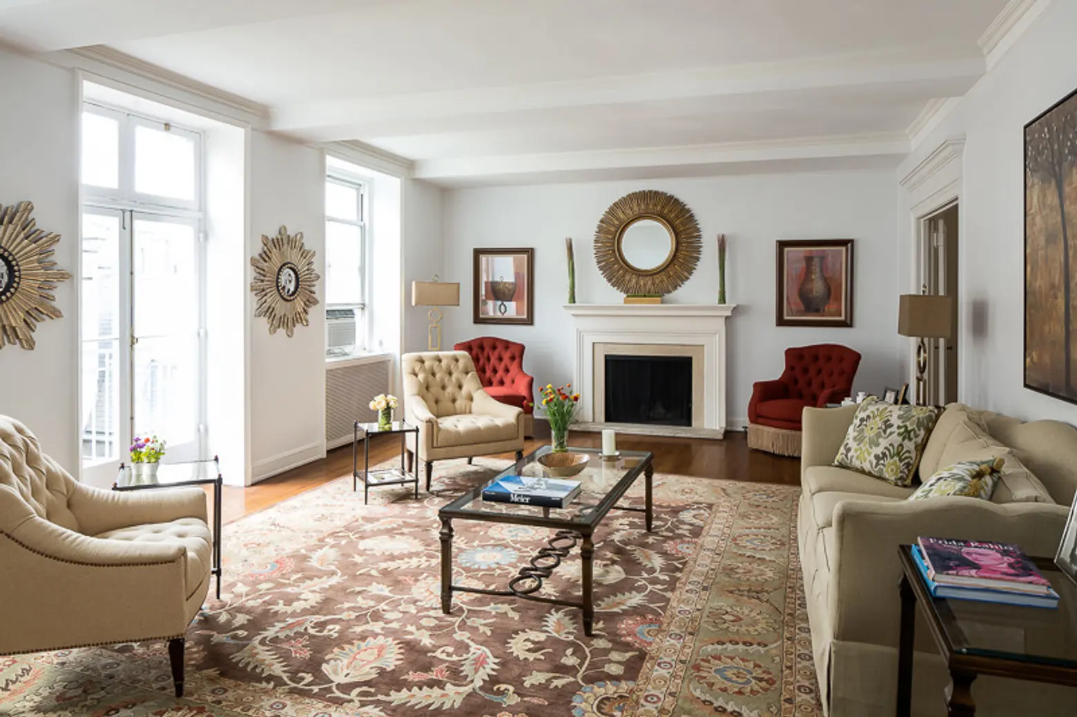 Debra Messing Buys $5.5M Upper East Side Apartment