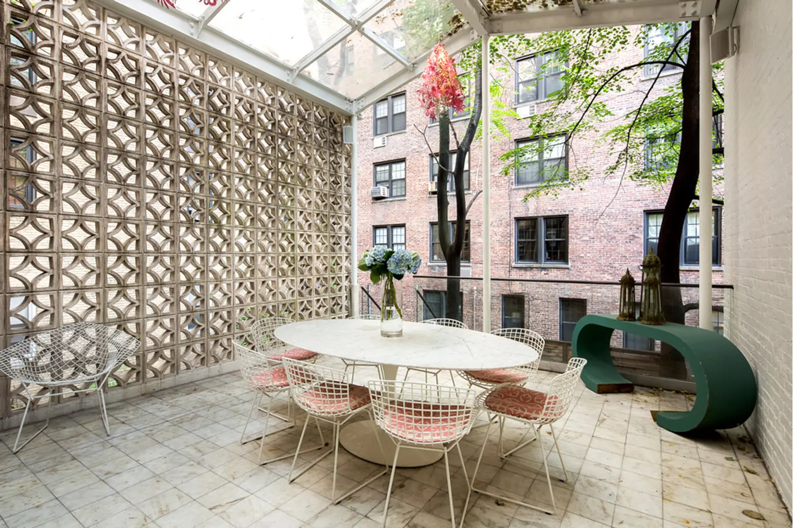 130 East 64th Street, Edward Durell Stone, MoMA, artistic stone grill with geometric shapes