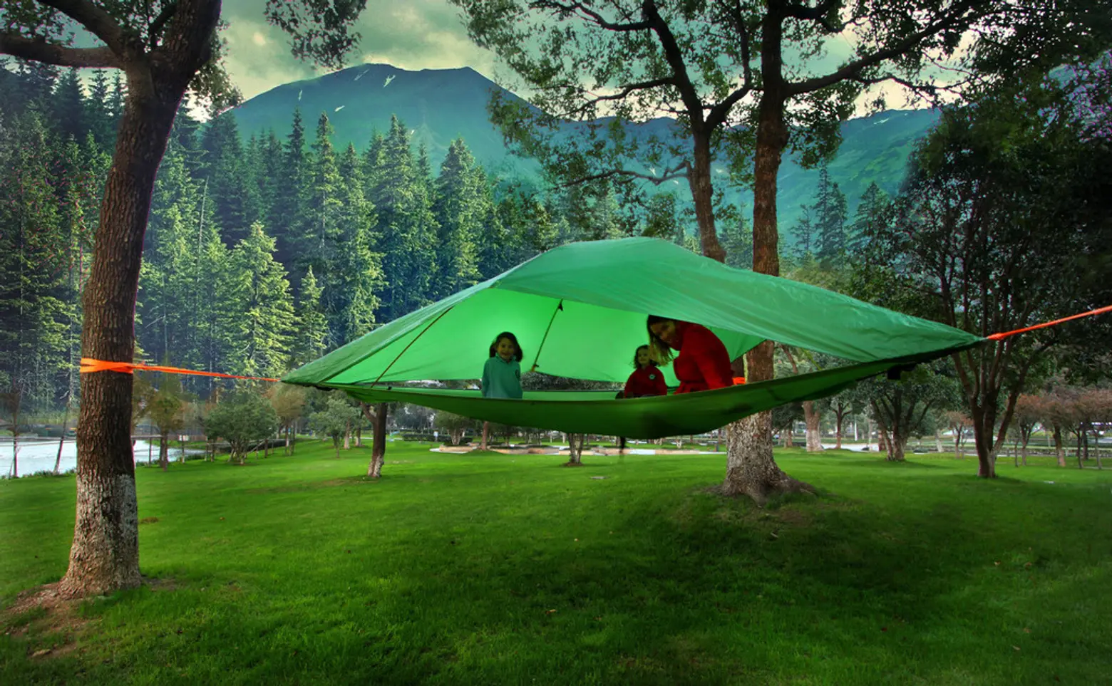 This Suspended Tent Gives New Meaning to “Sleeping Among the Trees”