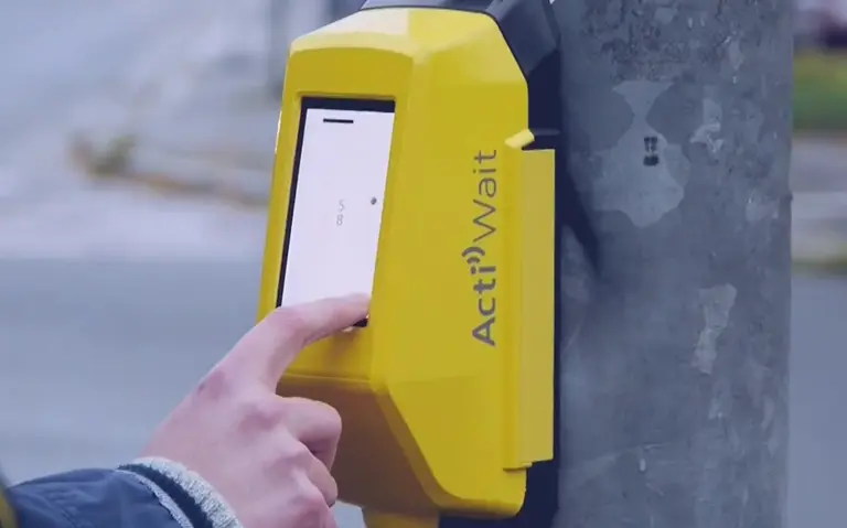 Traffic Light Installation Lets You Play Pong with Pedestrians on the Other Side of the Street