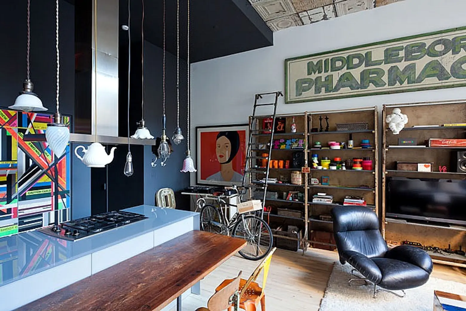 Chelsea Apartment Is Flea Market Chic with a Pop Art Punch