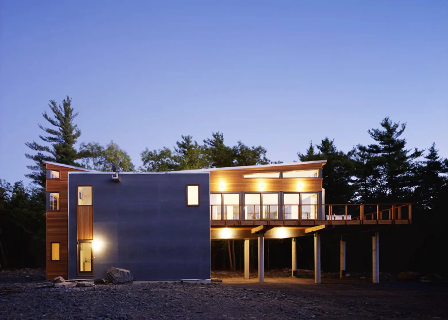 RES4’s Beautiful Mountain Retreat Sits on Stilts for Privileged Views of the Catskills