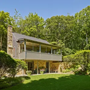 Robert Young Architects, Navy Road Guest House, Hamptons architecture, Montauk beach house