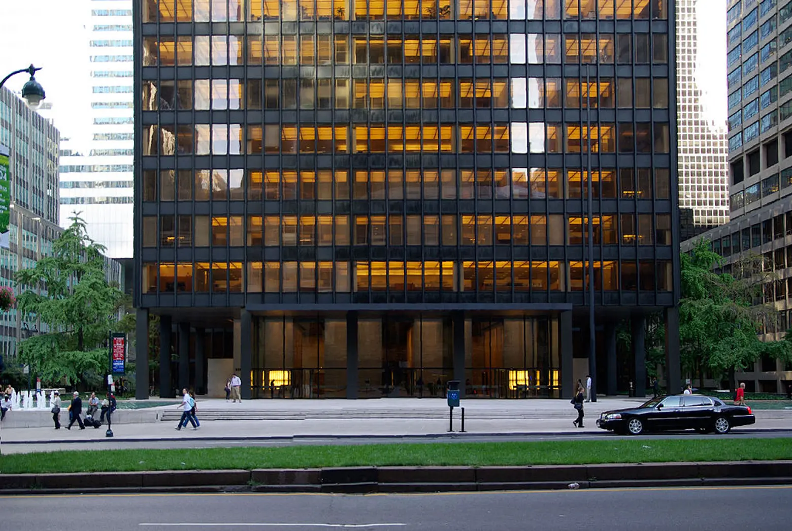 Did the Seagram Building Ruin Modern Office Towers?; Remembering Postmodernist Architect Michael Graves
