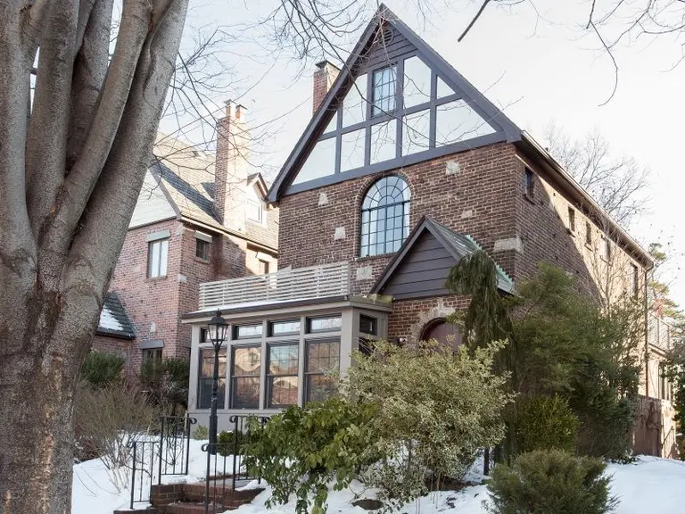 $2M Forest Hills Home Is So Exquisite We’d Be Happy Living in the Laundry Room